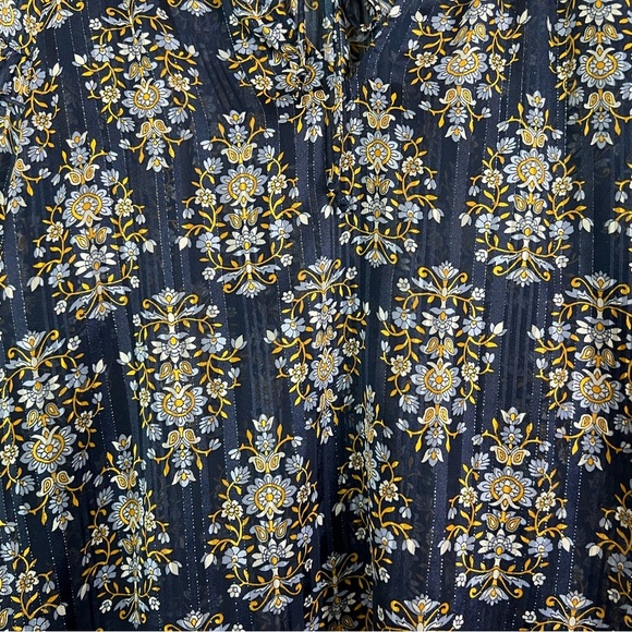 Express Women’s Blue Silver Multi Color Semi-Sheer Floral‎  Blouse Size Small - Picture 10 of 13